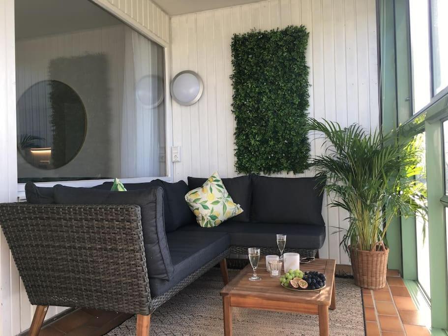 Gemuetliches Apartment Mit Wundervollem Weitblick Loffingen Bagian luar foto