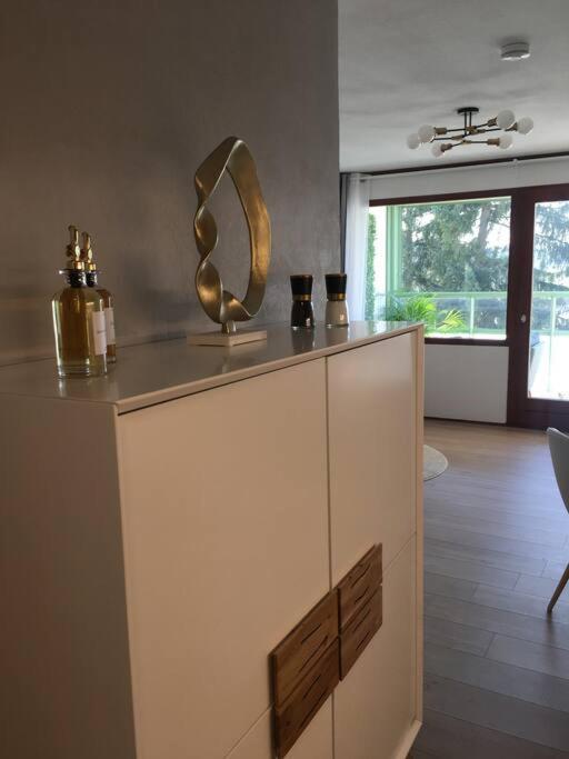 Gemuetliches Apartment Mit Wundervollem Weitblick Loffingen Bagian luar foto
